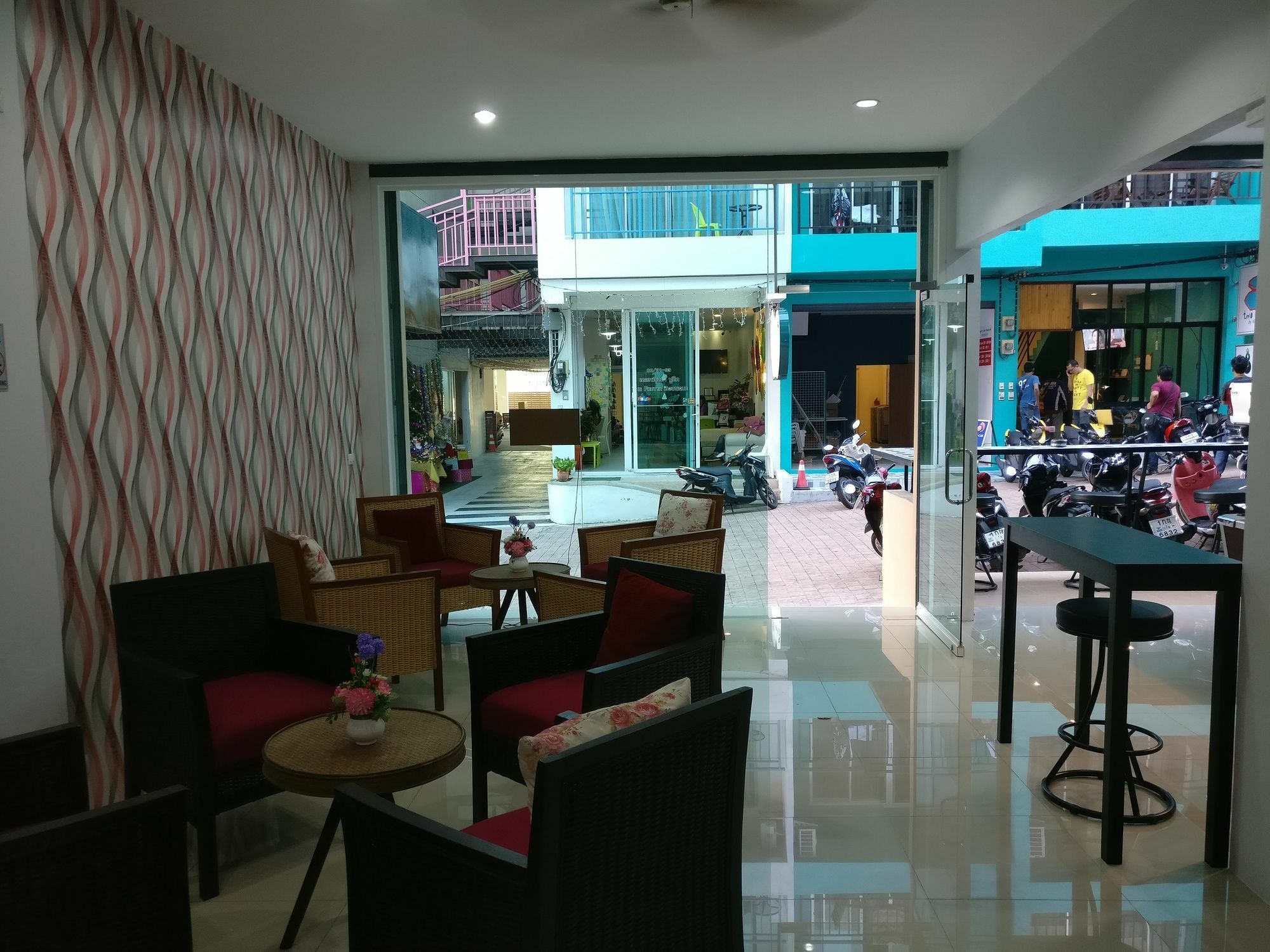 White Sky Boutique Ξενοδοχείο Patong Εξωτερικό φωτογραφία